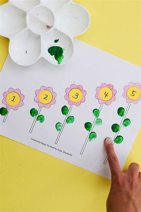 FLOWER LEARNING PRINTABLE - hello, Wonderful | Preschool crafts, Preschool activities, Math ...