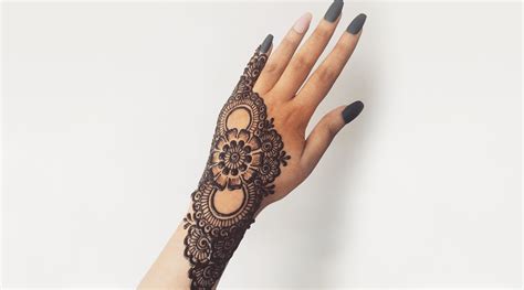 Festivals & Events News | Mehndi Designs For Karwa Chauth 2020: Mehendi ...