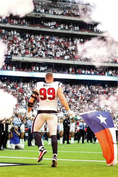 Texans' J.J. Watt injures finger, returns in 'terrible' loss