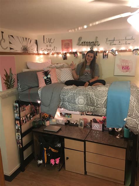 41 Beautiful Dorm Room Organization Ideas | Beautiful dorm room, Girls ...