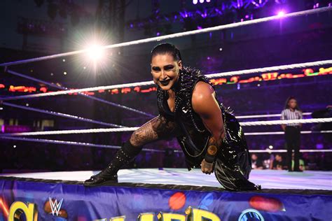 Jittery Natalya vows to ‘give it everything’ ahead of Rhea Ripley challenge - Sportszion