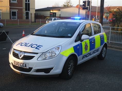 Essex Police / Vauxhall Corsa / Patrol Car / ???? / EU10 C… | Flickr