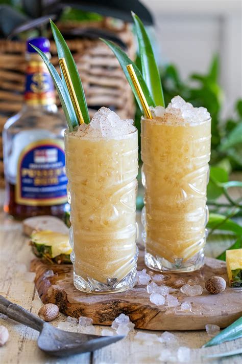 Painkiller Tiki Cocktail • Freutcake