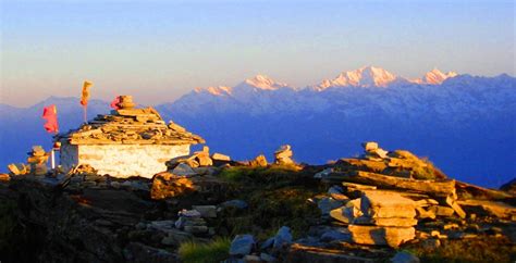 Destinations in Indian Himalayas: Trek to Chandrashila Top – The ...