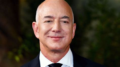 Jeff Bezos net worth, life style, Wiki 2023 - celebs Article