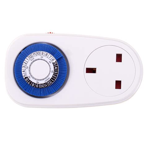 24 hour plug-in mechanical timer 16a grounded plug timer switch socket uk 220v-240v Sale ...