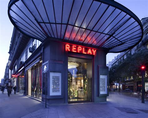 Replay flagship store, Paris » Retail Design Blog