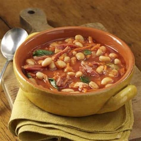 Slow Cooker Yankee Bean Soup - Magic Skillet | Recipe | Cooking soup, Yankee bean soup recipe ...