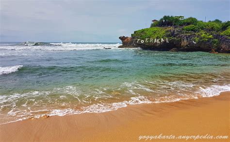 Pantai Krakal Gunungkidul Jogja, Pesisir Laut Berlatarkan Pebukitan ...