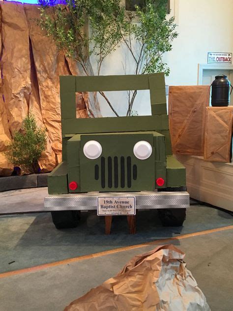 Cardboard Jeep. I'm a little bummed ... | Safari decorations, Safari ...