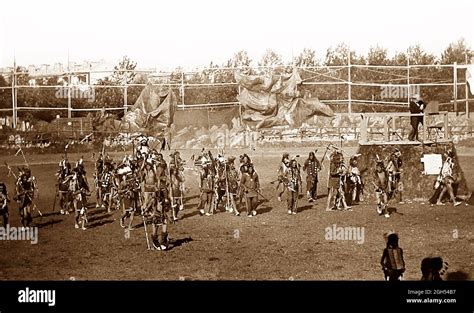 Buffalo Bill's Wild West Show in Paris in 1899 Stock Photo - Alamy