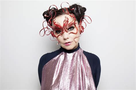 Björk Is Hoping to Sell Her Brooklyn Heights Penthouse for $9 Million | Portraits d'animaux ...