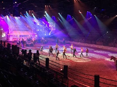 The Australian Outback Spectacular Heartland Show review | Gold Coast, Australia | Let's go ...