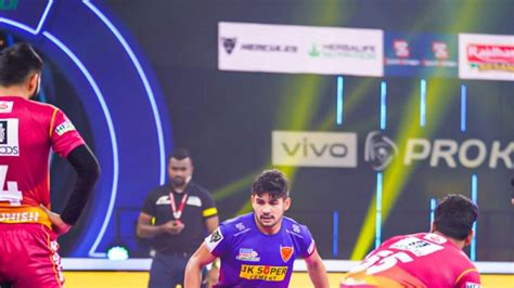 PKL 8: Naveen Kumar Helps Dabang Delhi Edge Past Telugu Titans 36-35