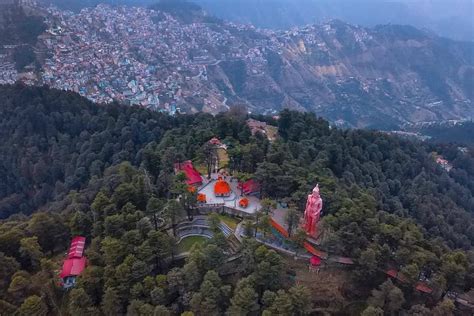 Jakhoo Temple is an ancient temple in Shimla, dedicated to Hindu deity, Hanuman. : india