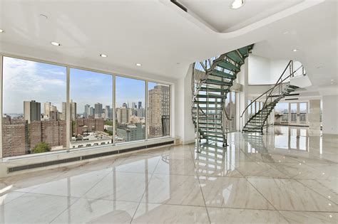 Luxury Apartment in Brooklyn, New York