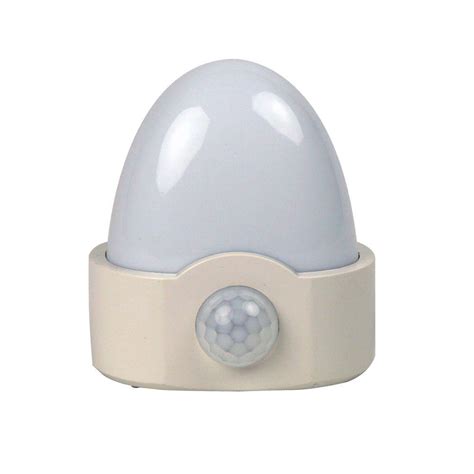 Dorcy 2-AA Battery Operated Indoor Motion Sensing LED Night Light-41 ...