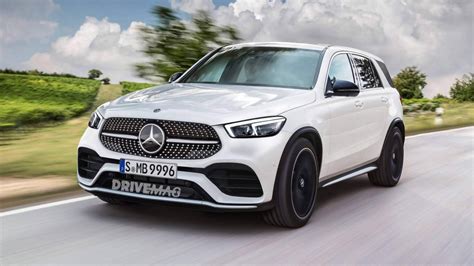 Next-generation 2019 Mercedes-Benz GLE rendered in AMG Line kit