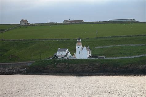 Scotland - Scrabster / Holburn Head lighthouse - World of Lighthouses