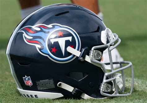 Tennessee Titans Signed Veteran Quarterback On Tuesday - Athlon Sports