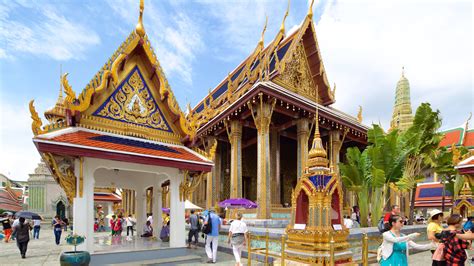 Temple of the Emerald Buddha, Bangkok Vacation Rentals: & more | Vrbo