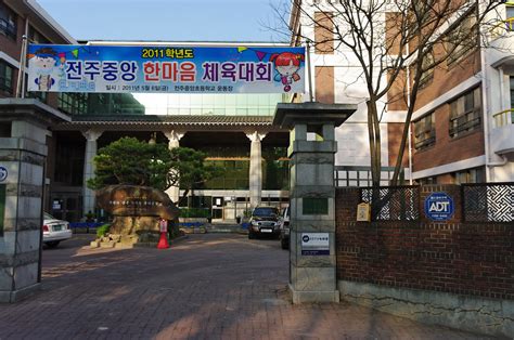 Hanok Village - Jeonju, South Korea | Hanok Village - Jeonju… | Flickr