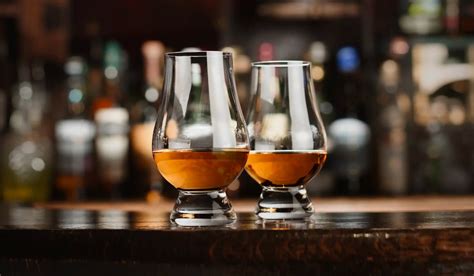 6 Best Whisky Glasses All True Connoisseurs Need