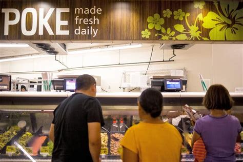 Chicago Chain Kept Hawaiian Restaurants From Using ‘Aloha Poke’ Name - The New York Times