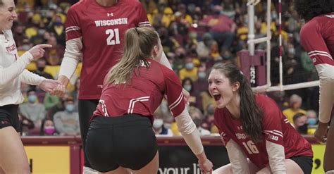 Wisconsin Badgers volleyball: UW battles back to beat the Gophers in five sets - Bucky's 5th Quarter