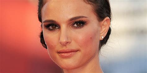 Natalie Portman speaks out against Israel - Emirates Woman