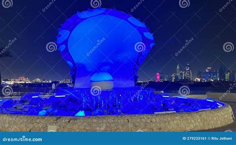 The Pearl Monument in Doha, Qatar Stock Illustration - Illustration of ...