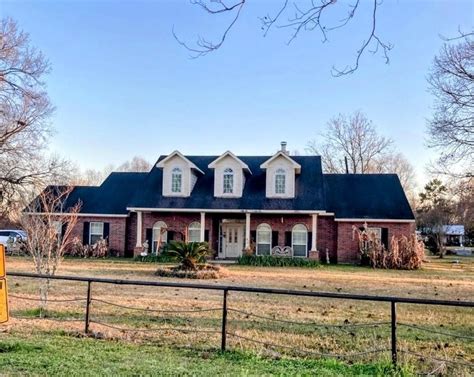 Liberty, TX Real Estate - Liberty Homes for Sale | realtor.com®