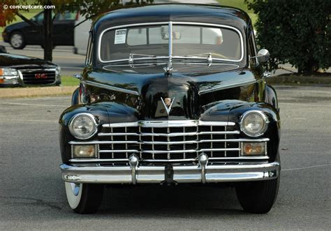 1944 Cadillac Fleetwood - Information and photos - MOMENTcar