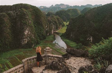 HANG MUA CAVE Ninh Binh - The Coastal Campaign