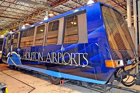 Shuttle Train Graphics for Houston Airports' Inter-Terminal Shuttles ...