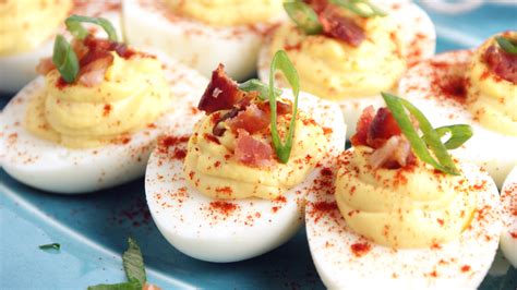 Bacon Deviled Eggs - CookingUpClean