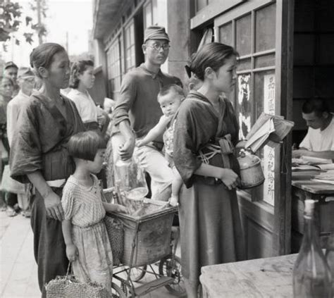 About Japan: A Teacher's Resource | Waiting for food rations in Tokyo, September 1945 | Japan ...