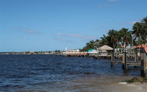 A Day on the Water: Tips for Planning a Perfect Boat Trip in Cape Coral | Paradise Boat Rentals