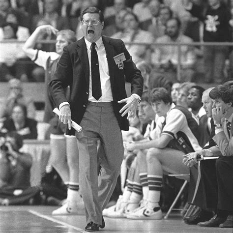 Joe B. Hall dead: Kentucky coach took over for Adolph Rupp - Los ...