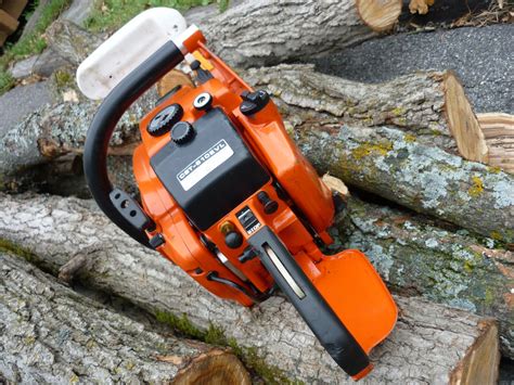 VINTAGE CHAINSAW COLLECTION: ECHO CST 610 EVL (LATER AND EARLY MODELS).