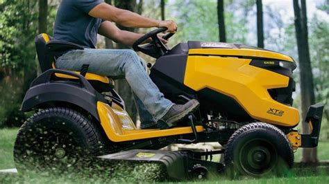 How to Replace Cub Cadet Lawn Mower Battery - DBLDKR