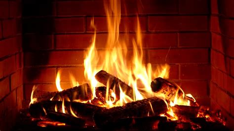 What Are Fireplace Video Loops & Why Are They Preferred?