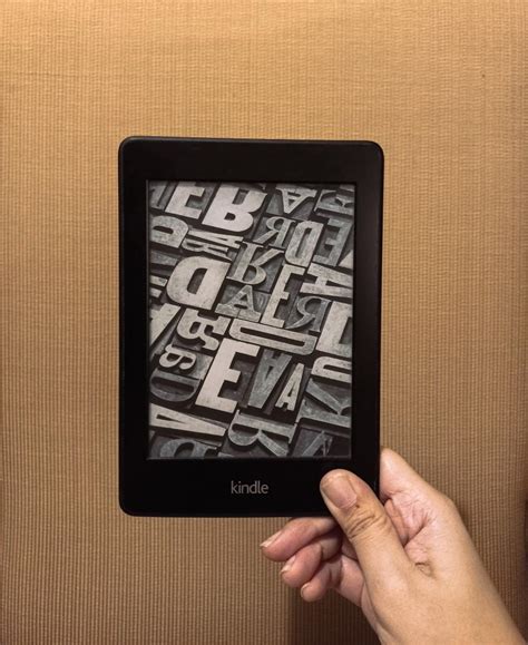 Rare! Kindle Paperwhite 6th gen with wifi + 3g, Mobile Phones & Gadgets ...