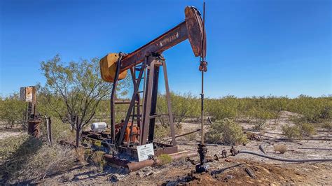 How we calculated the size of the Southwest’s abandoned oil well ...