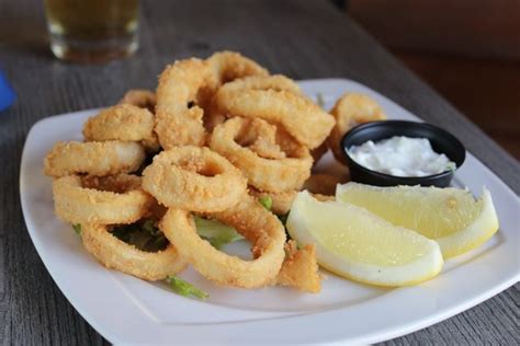 Easy Calamares Fritos Recipe (Spanish Fried Calamari)