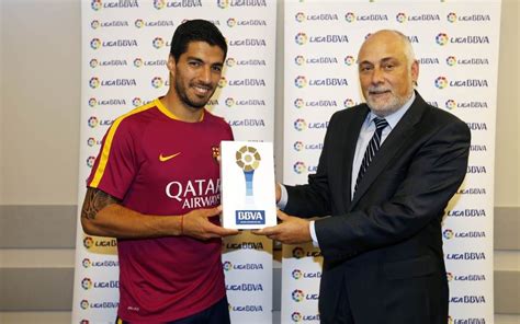 Luis Suárez and Luis Enrique claim La Liga awards for May