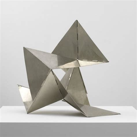 TRIANGLES STANDING | LYGIA CLARK | Paper art sculpture, Contemporary ...