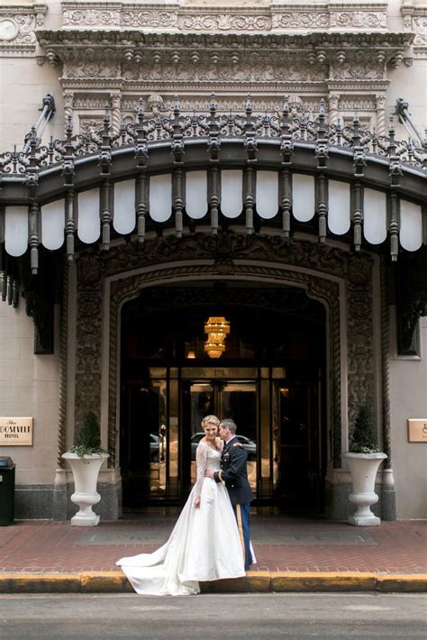 Wedding at the gorgeous Roosevelt Hotel in New Orleans. Downtown New ...