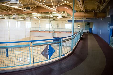 Play Pickleball at Longmont Recreation Center: Court Information | Pickleheads