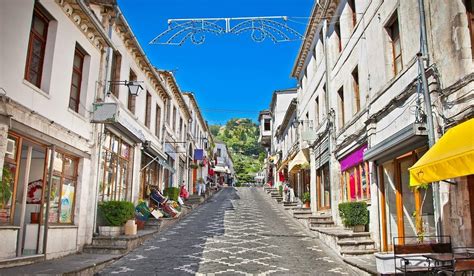 Gjirokastra - Tradition and Adventure